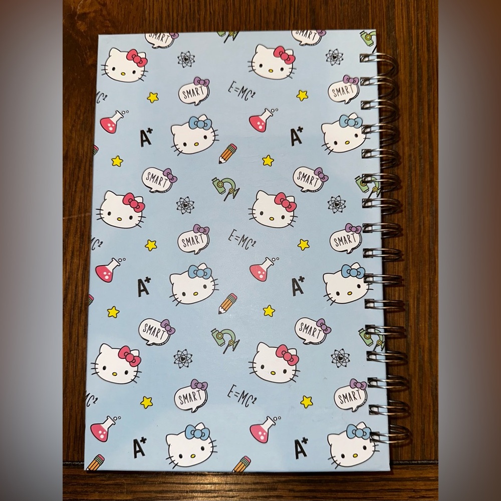 Hello kitty Notebook - Picture 4 of 4
